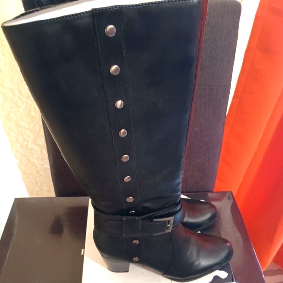 Black  knee high boots size 9.5 - Picture 1 of 7